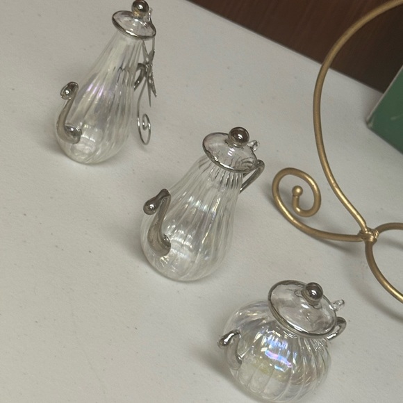 Dillards Trimmings Set of 3 Tea pots Blown Glass Ornaments - Picture 10 of 15